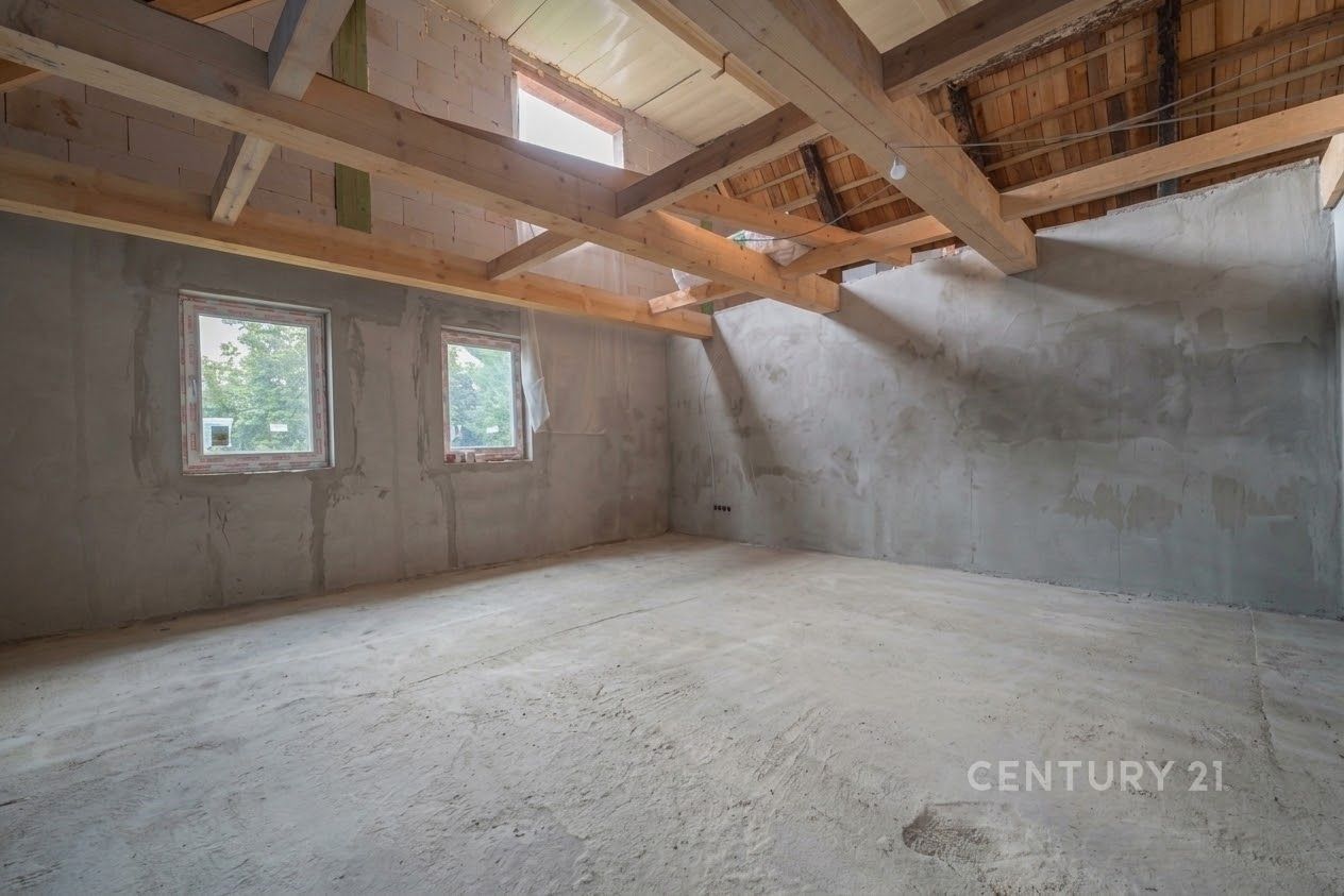 Rodinný dům · 218 m² · Polubenská 137, Desná III - 4
