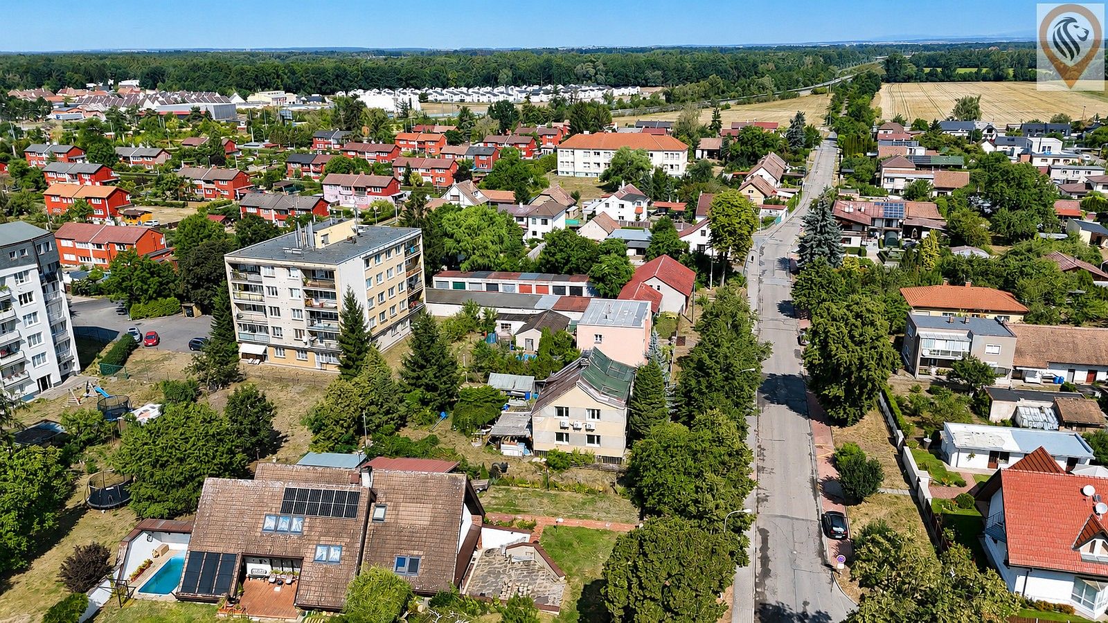 Rodinné domy, Pardubice - Ohrazenice, Pardubický kraj, 250 m² - 1