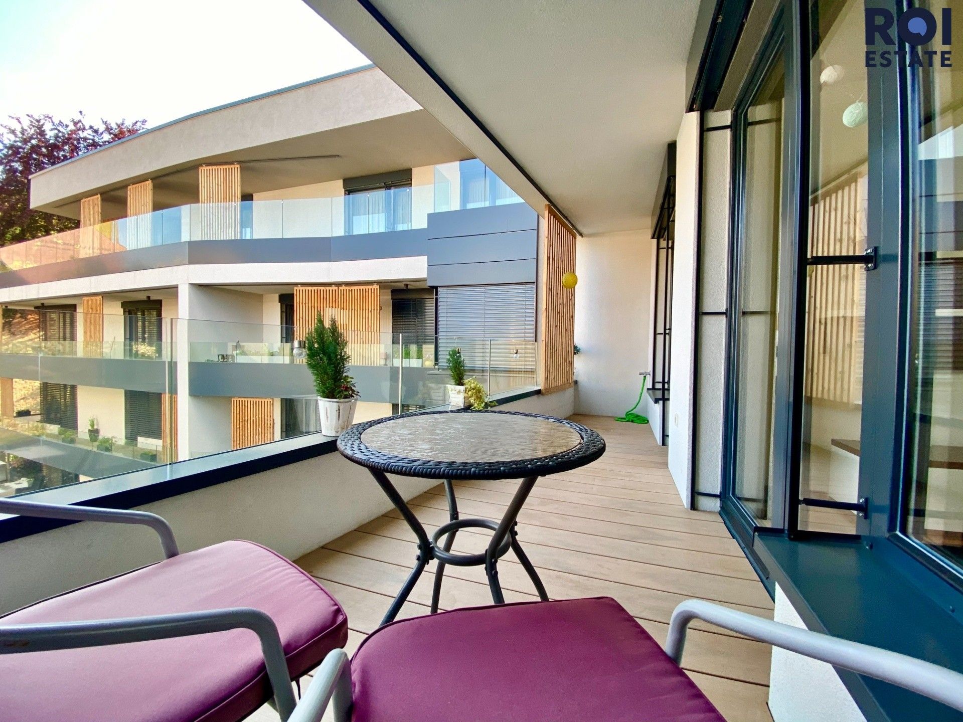 2+kk, U michelského mlýna, Praha, 70 m²