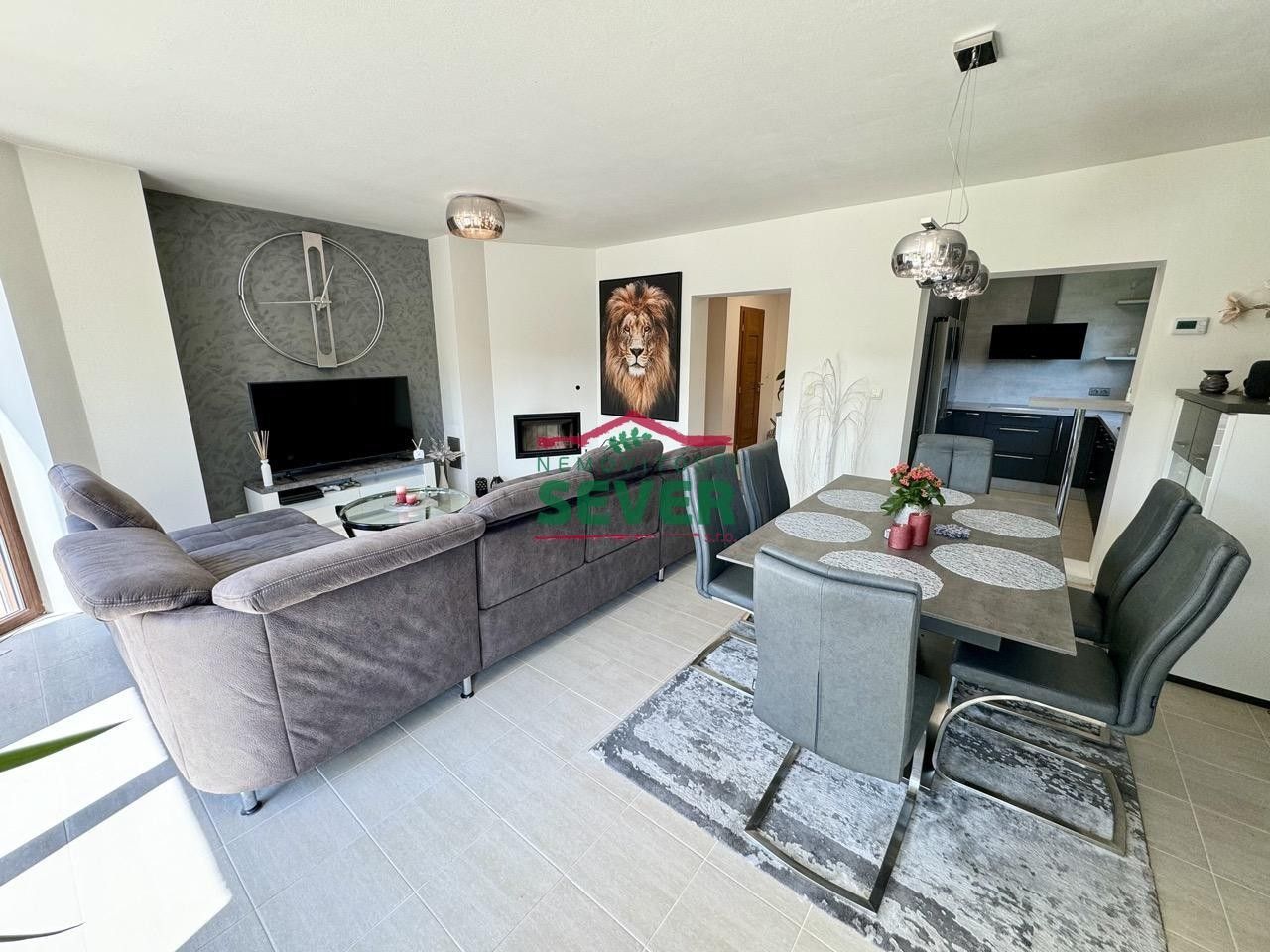 Rodinný dům · 220 m² · Novosibřinská, Praha - 3