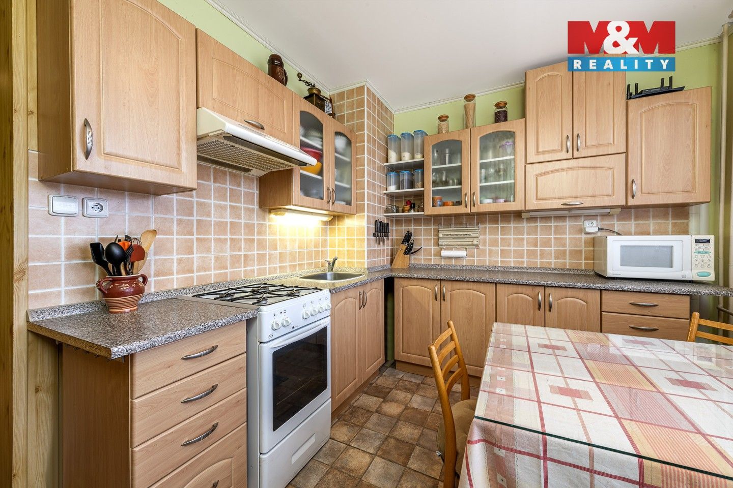 Prodej byt 2+1 - Holešická, Chomutov, 62 m²