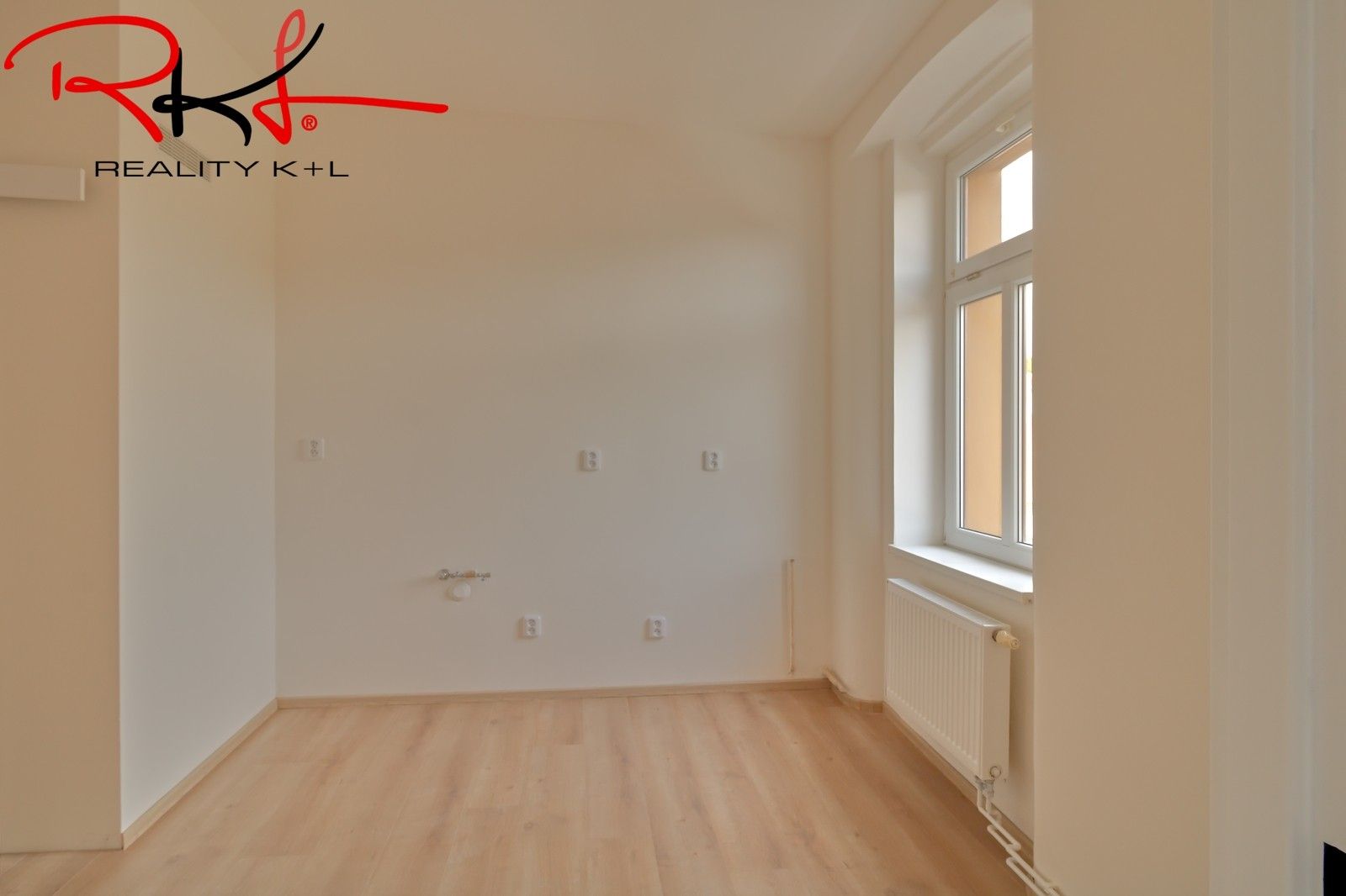 Prodej byt 3+1 - Komenského, Veltrusy, 65 m²