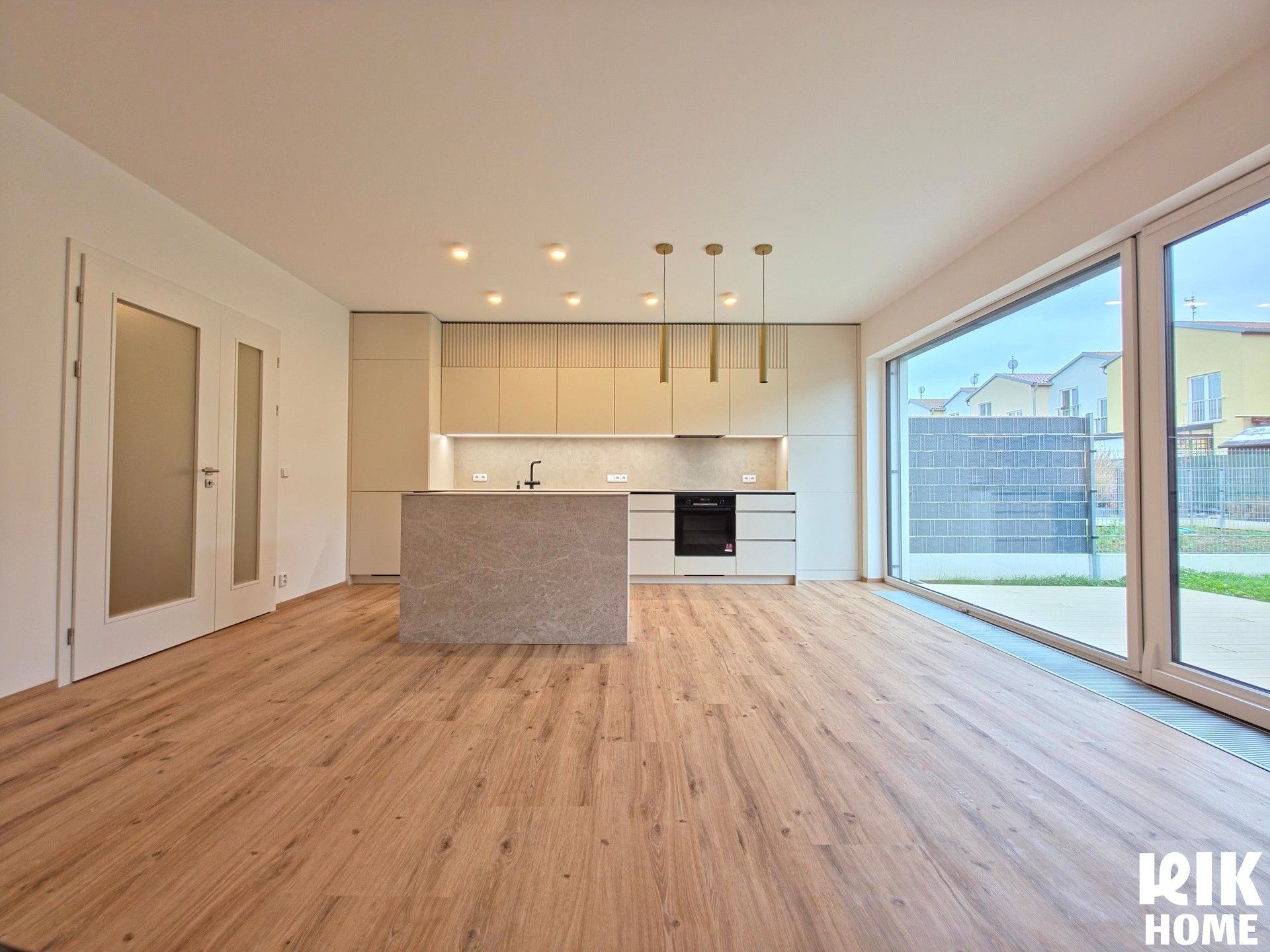 Rodinné domy, Vestec, 153 m²