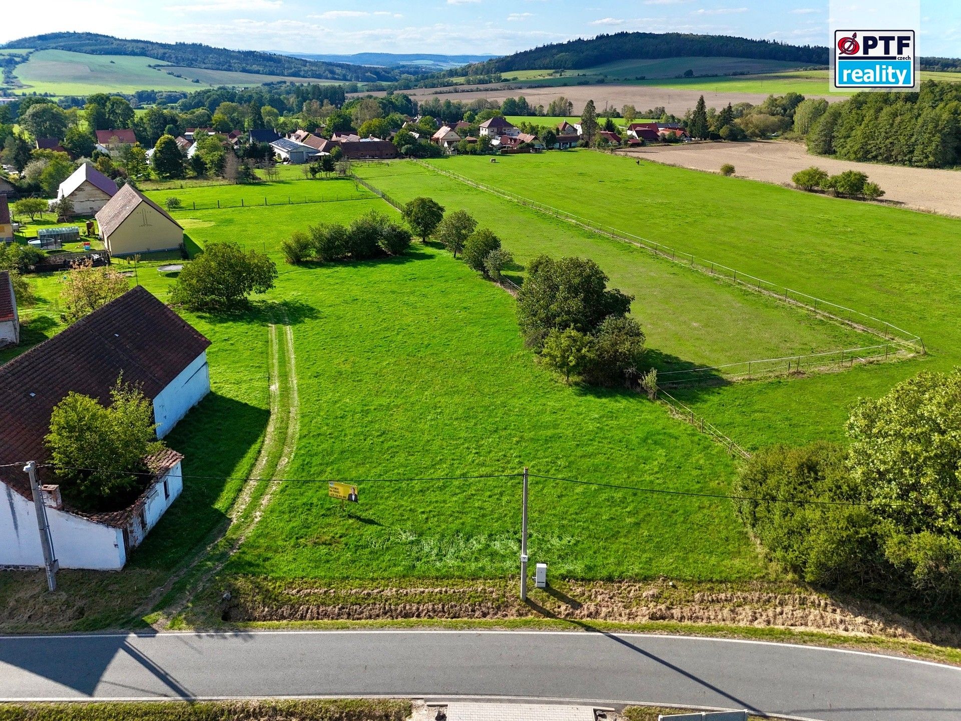 Pozemek pro bydlení · 2 430 m² · Újezd, Horšice - 4