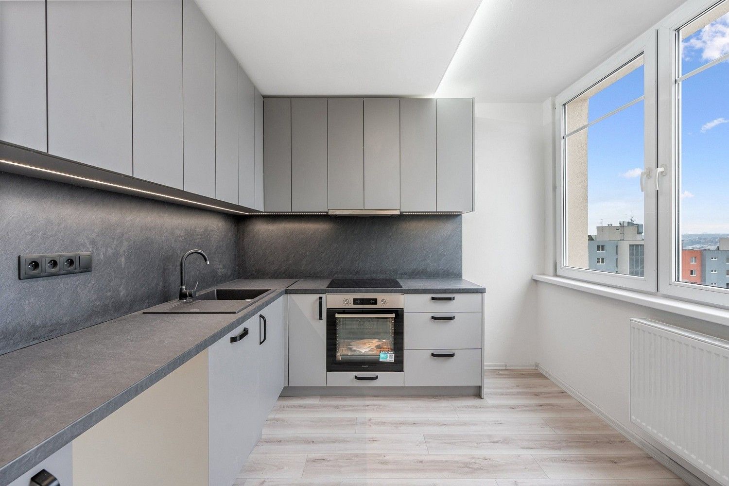 2+1, Praha - Troja, okres Praha 8, Hlavní město Praha, 48 m²