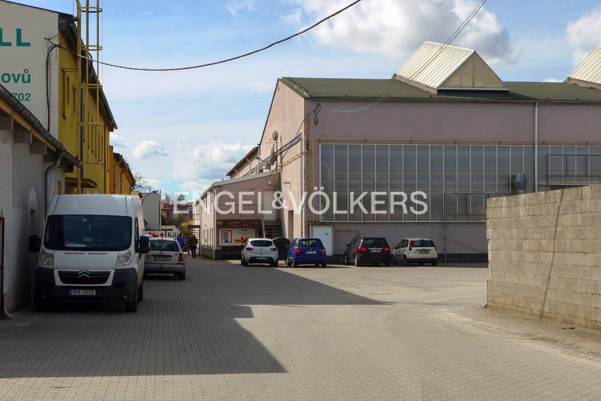 Pronájem komerční - Domažlická 1179, Plzeň Skvrňany, 1 450 m² - 5