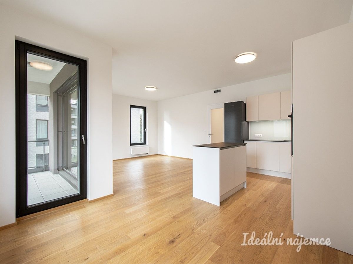 Pronájem byt 4+kk - Nad vodovodem, Praha, 109 m²