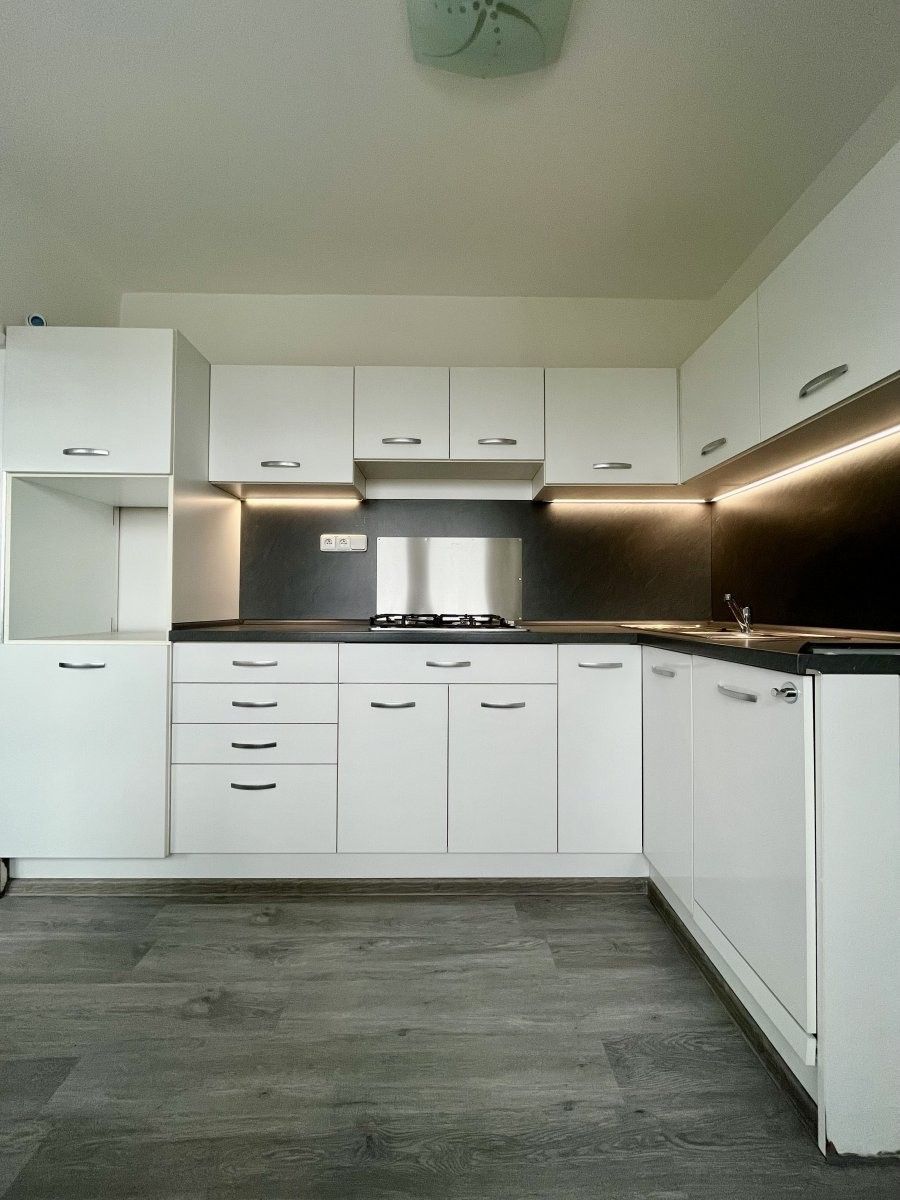 1+1, Ahepjukova, Ostrava, 38 m² - 1