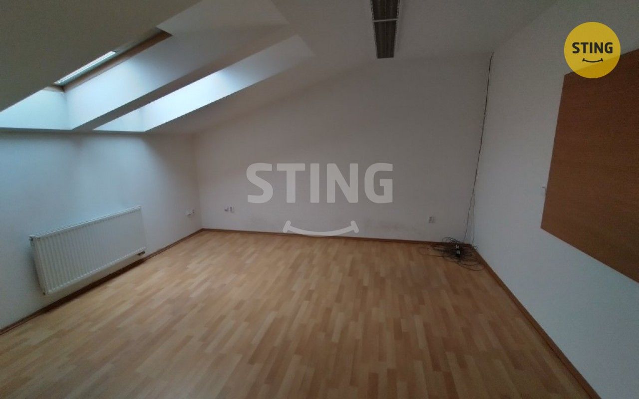 Kanceláře, Třinec, 21 m² - 2