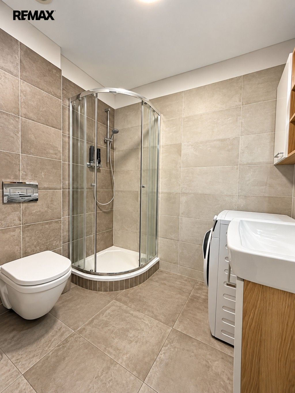 Pronájem byt 1+kk - Hadovitá 1580, Praha Michle, 31 m² - 5