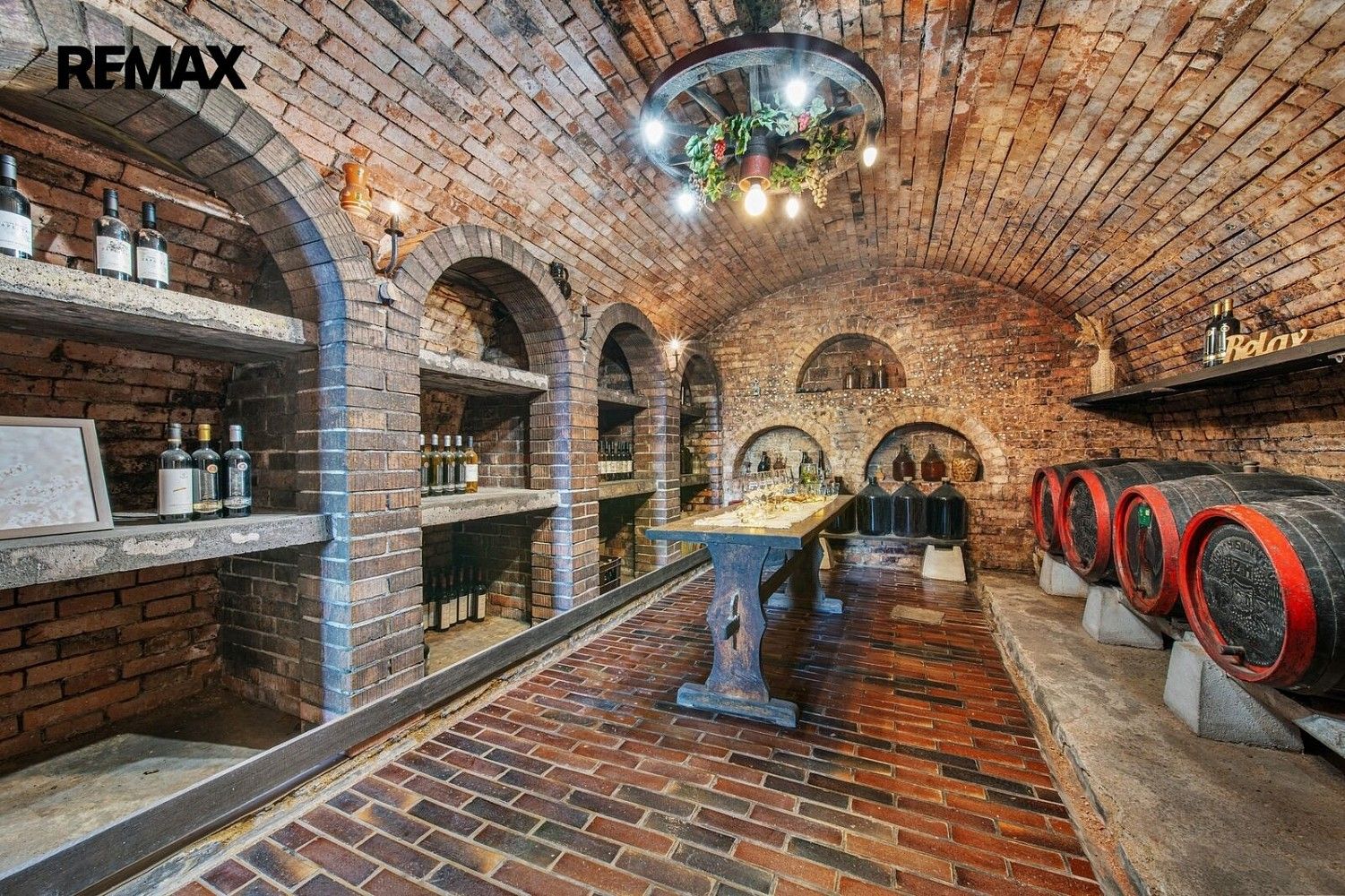 Ostatní, Velké Bílovice, okres Břeclav, Jihomoravský kraj, 505 m² - 1