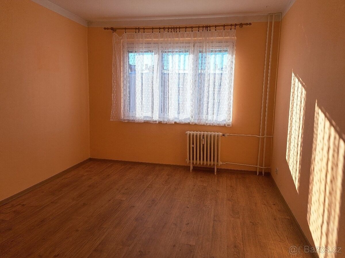 Pronájem byt - Kadaň, 432 01