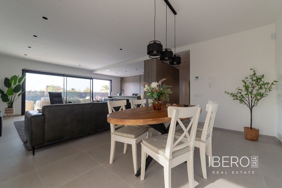Rodinný dům · 454 m² · Los Montesinos, ES - 3
