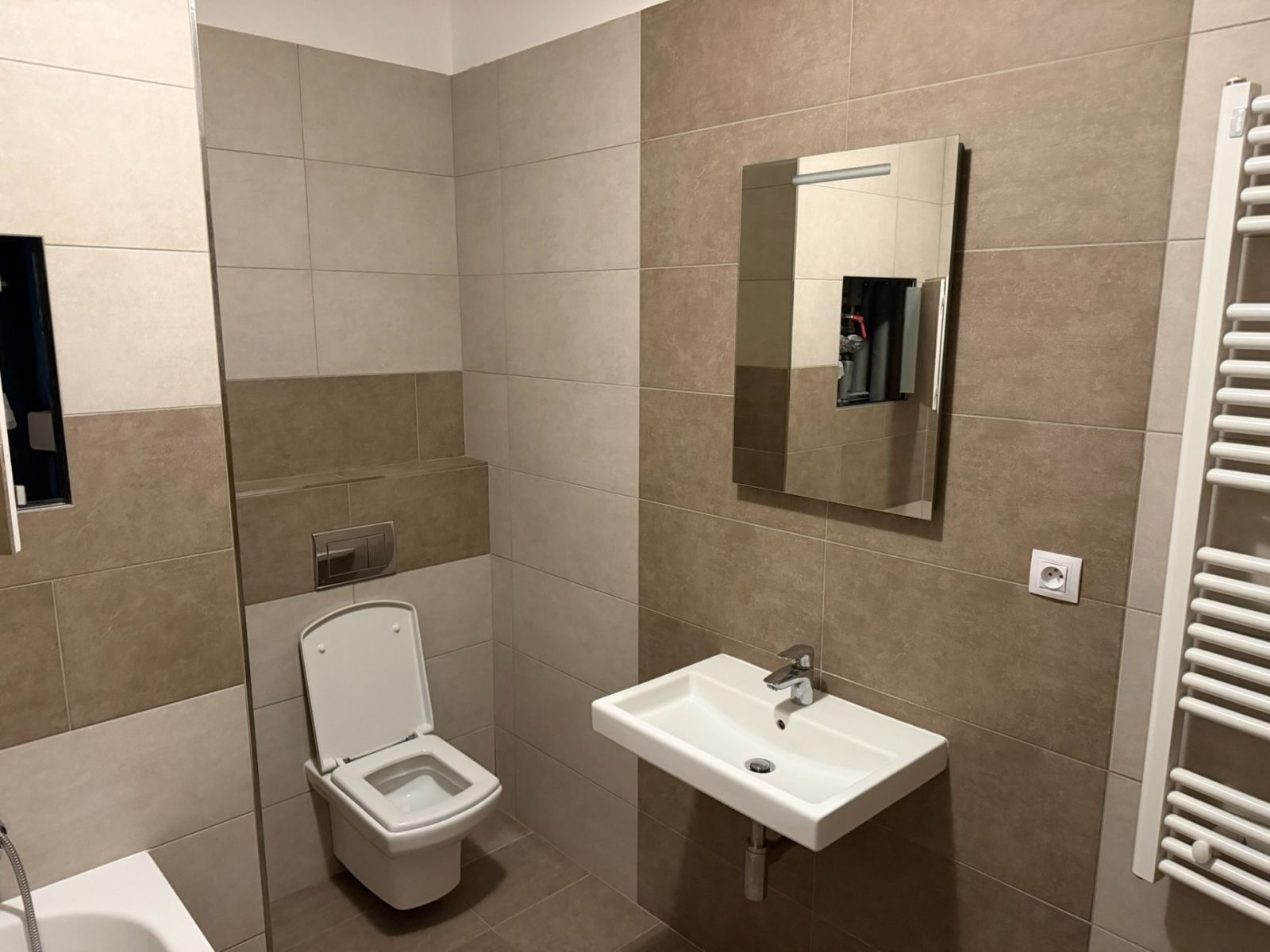Byt 2+kk · 61 m² · Pod Vinicí, Pardubice - Pardubice, Pardubický kraj - 4
