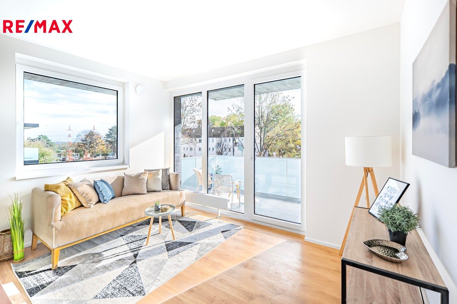 3+kk, Čakovická 883, Praha, 53 m²