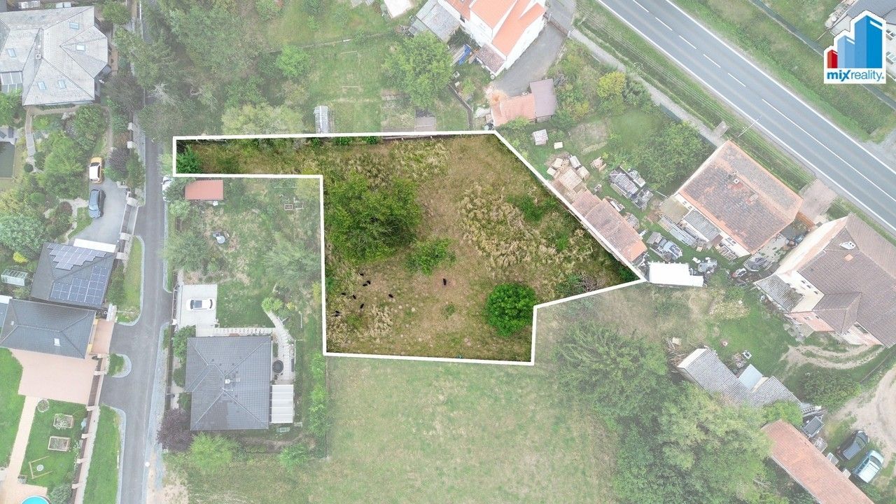 Zeme, 1285 m²