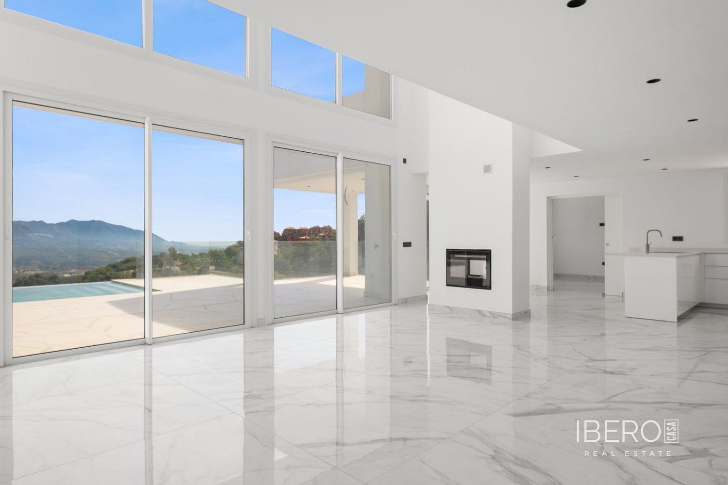 Prodej rodinný dům - La Mairena, ES, 297 m² - 2