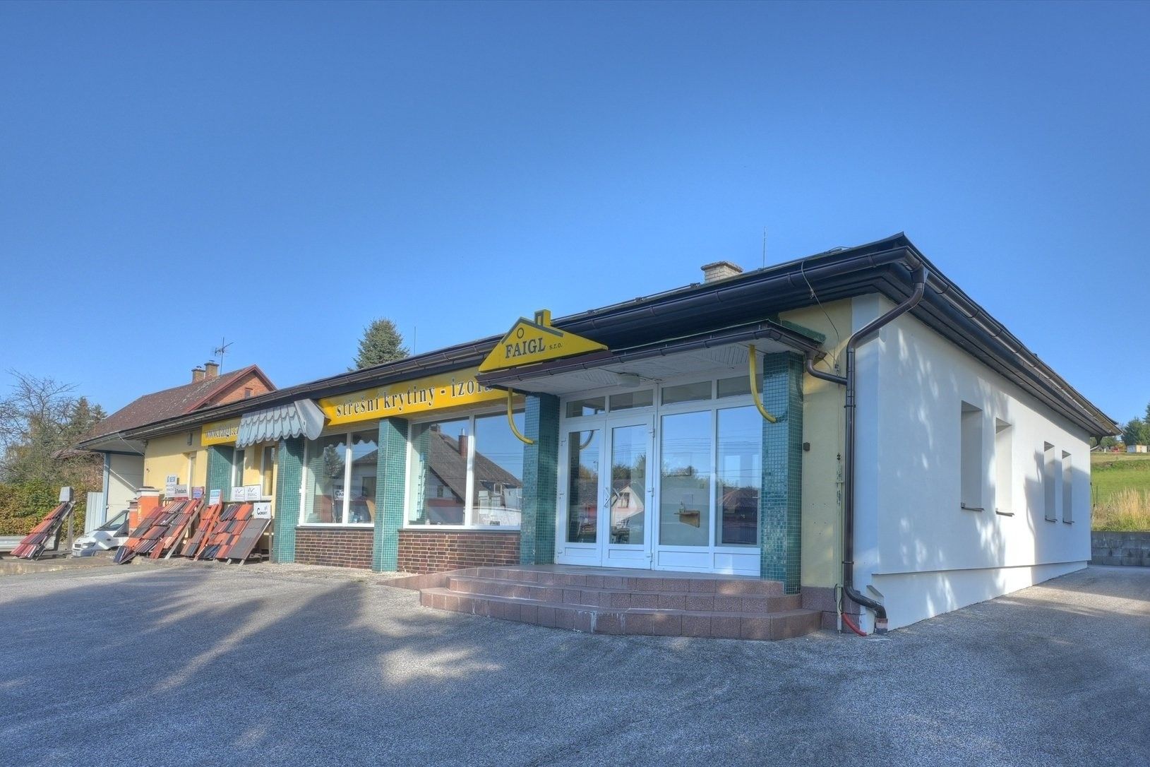 Obchodní prostory, Studenec, 265 m²