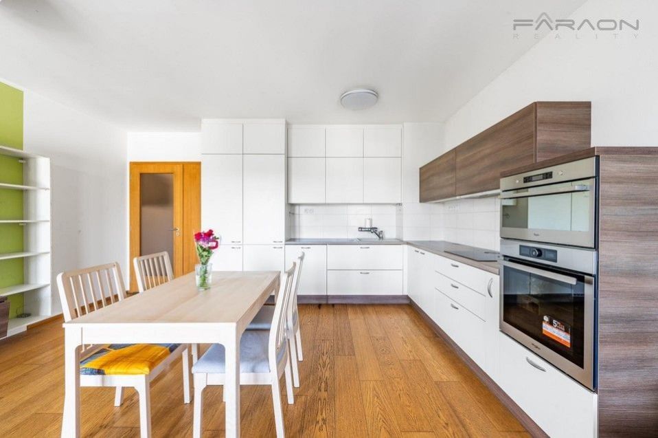3+kk, Nademlejnská , Praha Hloubětín, 86 m² - 1