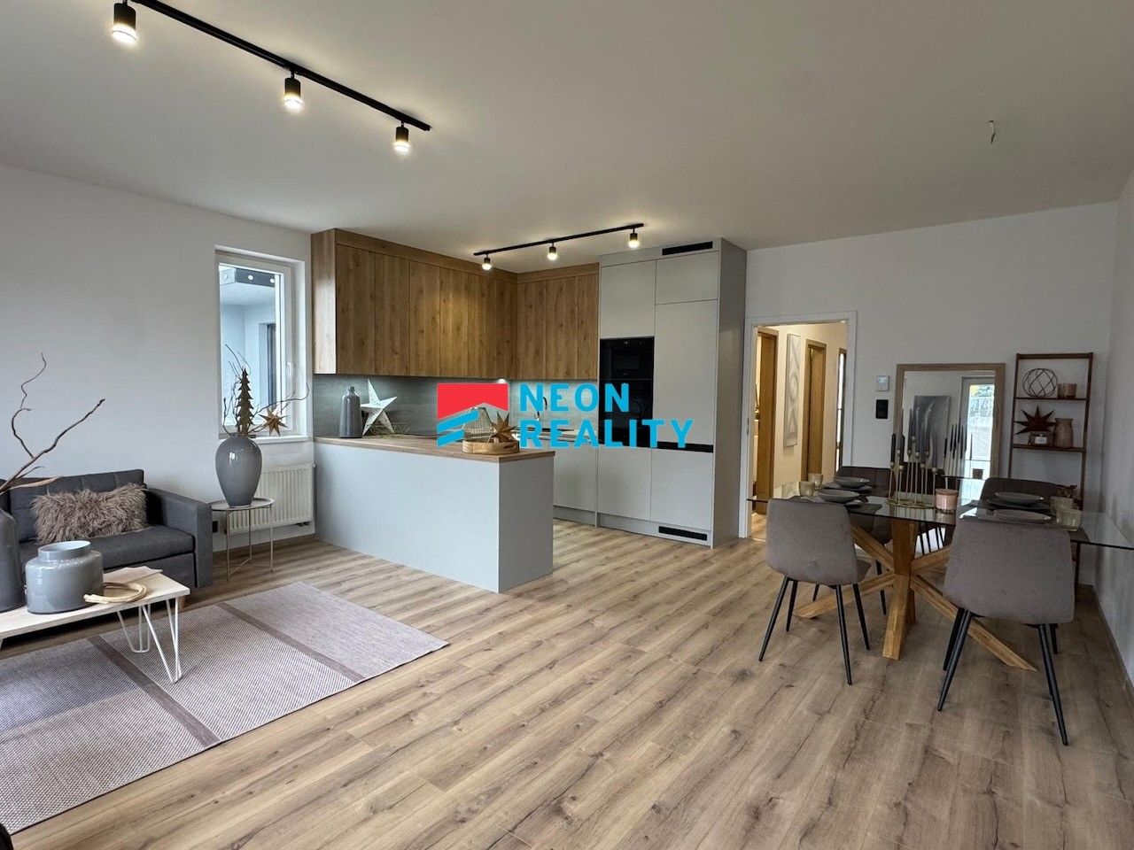 3+kk, Jantarová, Ostrava, 79 m²