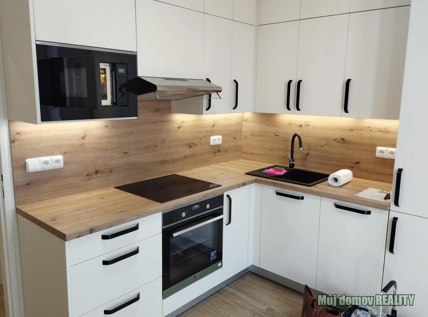 1+1, U družstva Repo, Praha, 37 m²