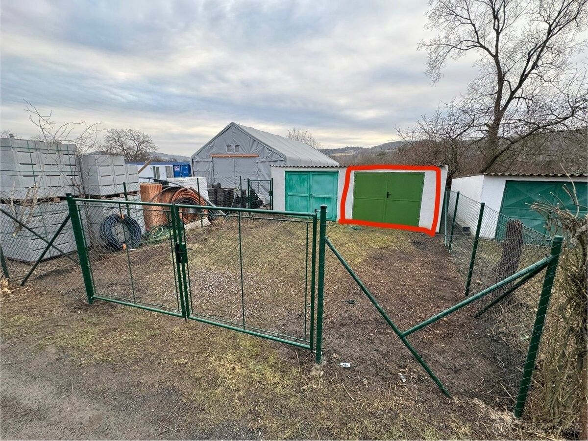 Garáže, Beroun, 266 01