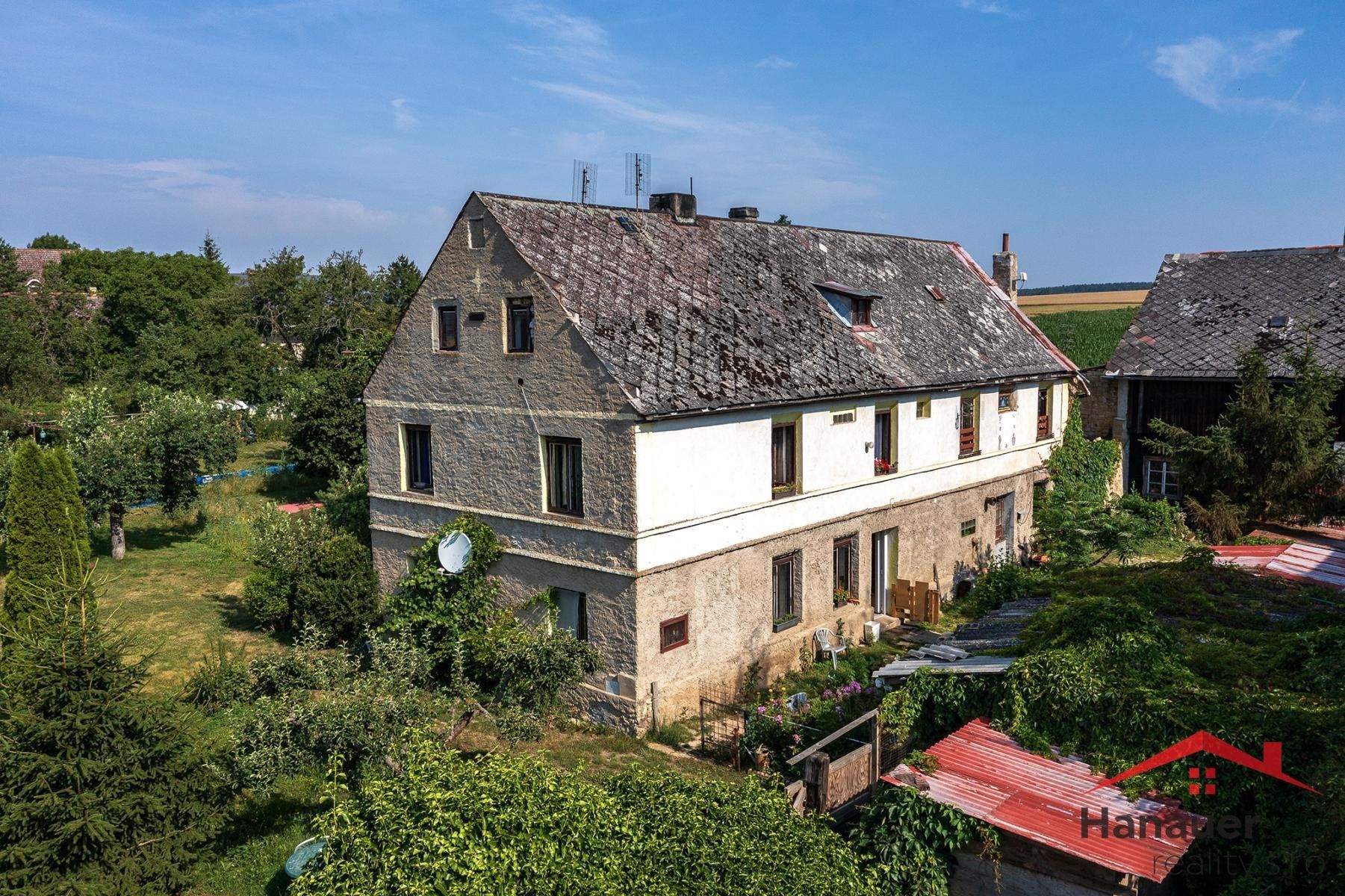 Rodinné domy, Julčín, Úštěk, 132 m²