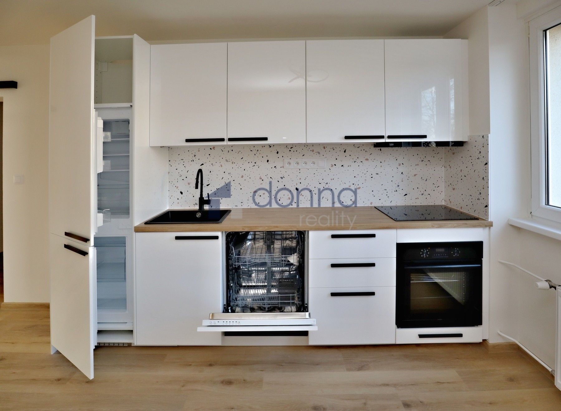 Pronájem byt 3+kk - Brunclíkova, Praha, 54 m²