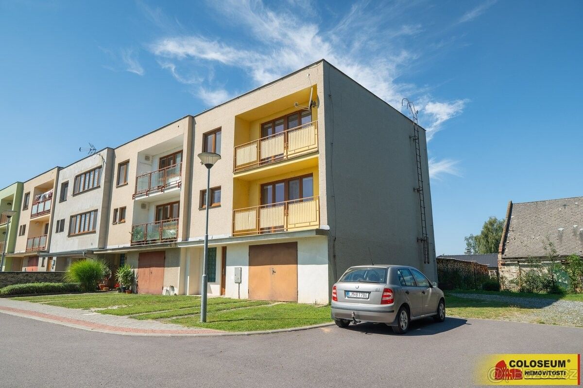 Rodinné domy, Šafov, 671 06