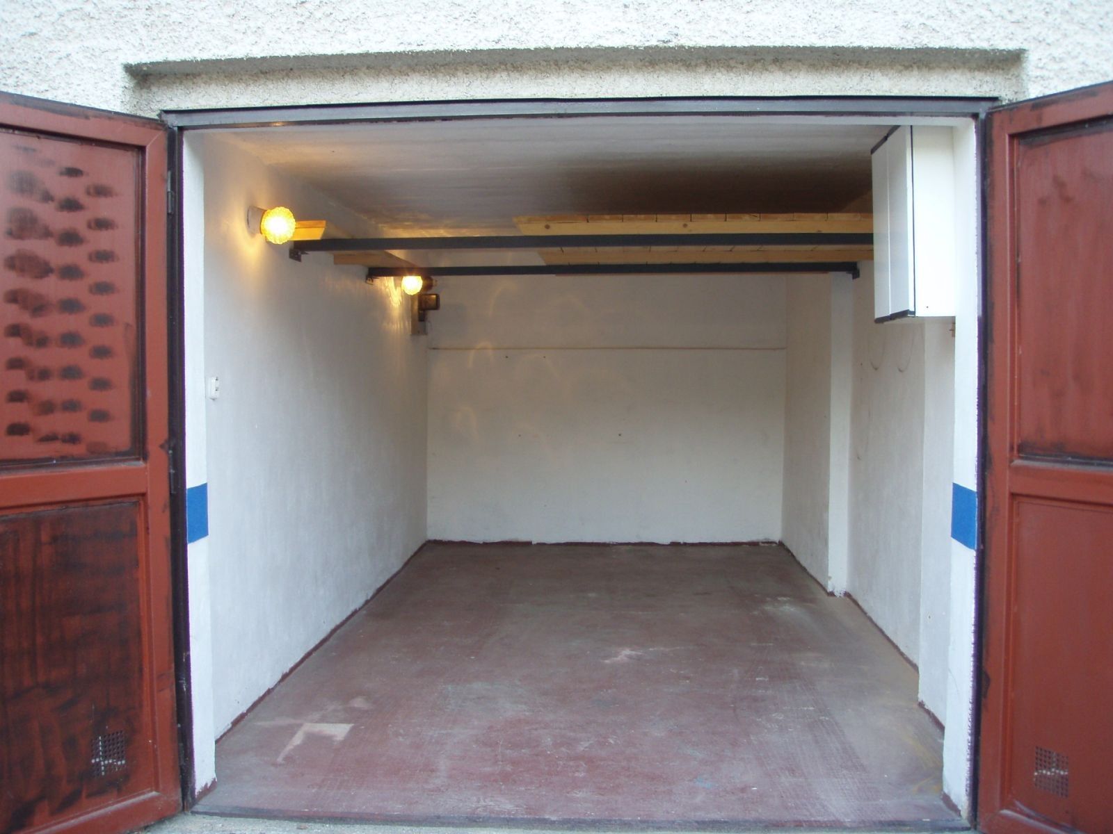 Garáže, Brno - Bystrc, Jihomoravský kraj, 18 m² - 2