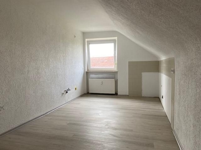 Byt 3+1 · 70 m² · Usinger Str. 94, , Hessen - 4