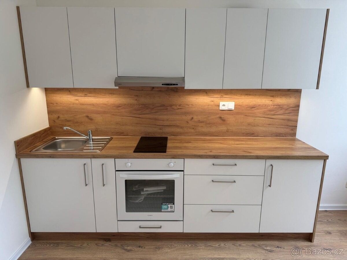 Byty, Ostrava, 700 30