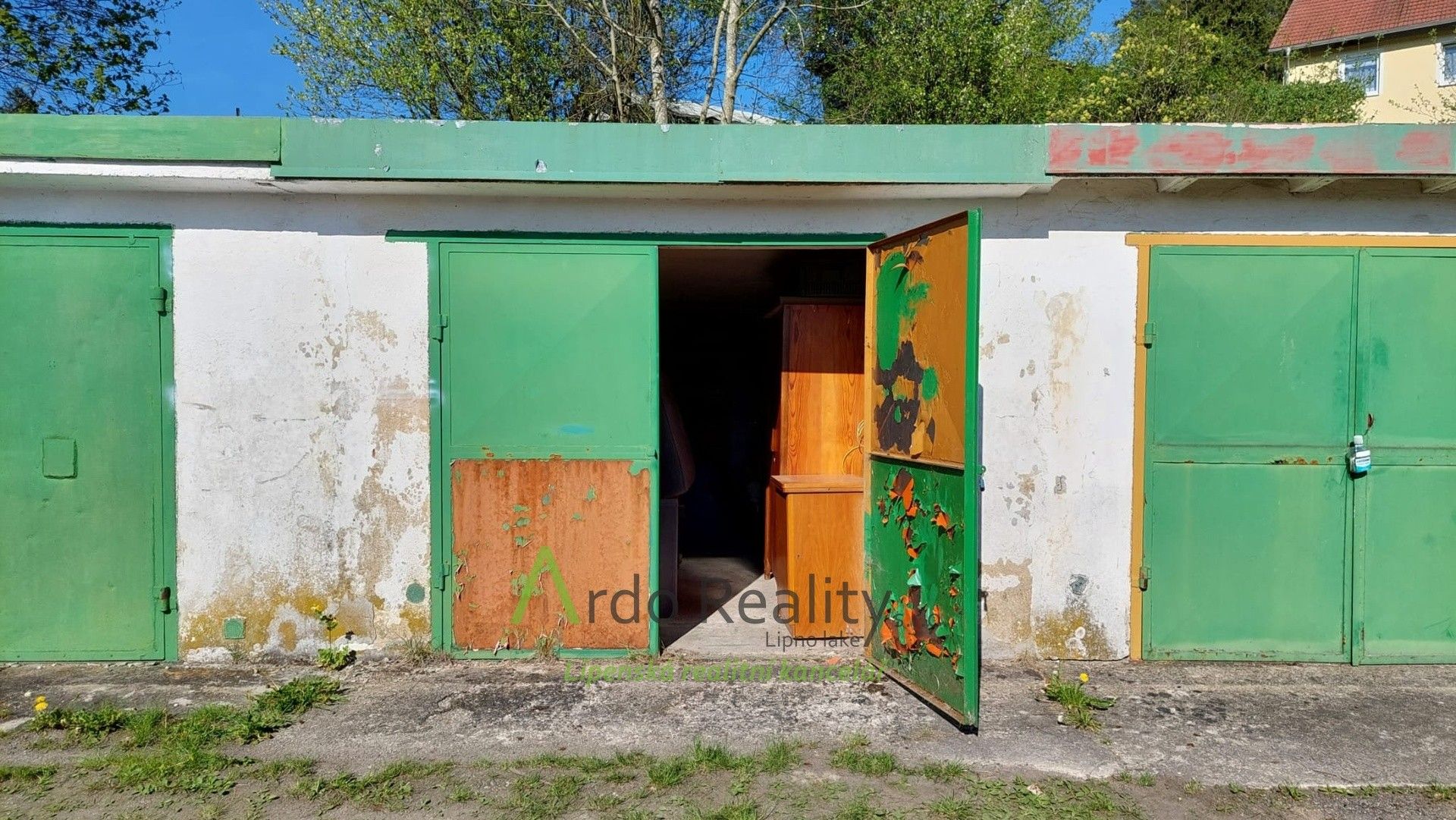 Garáže, Loučovice, 21 m²