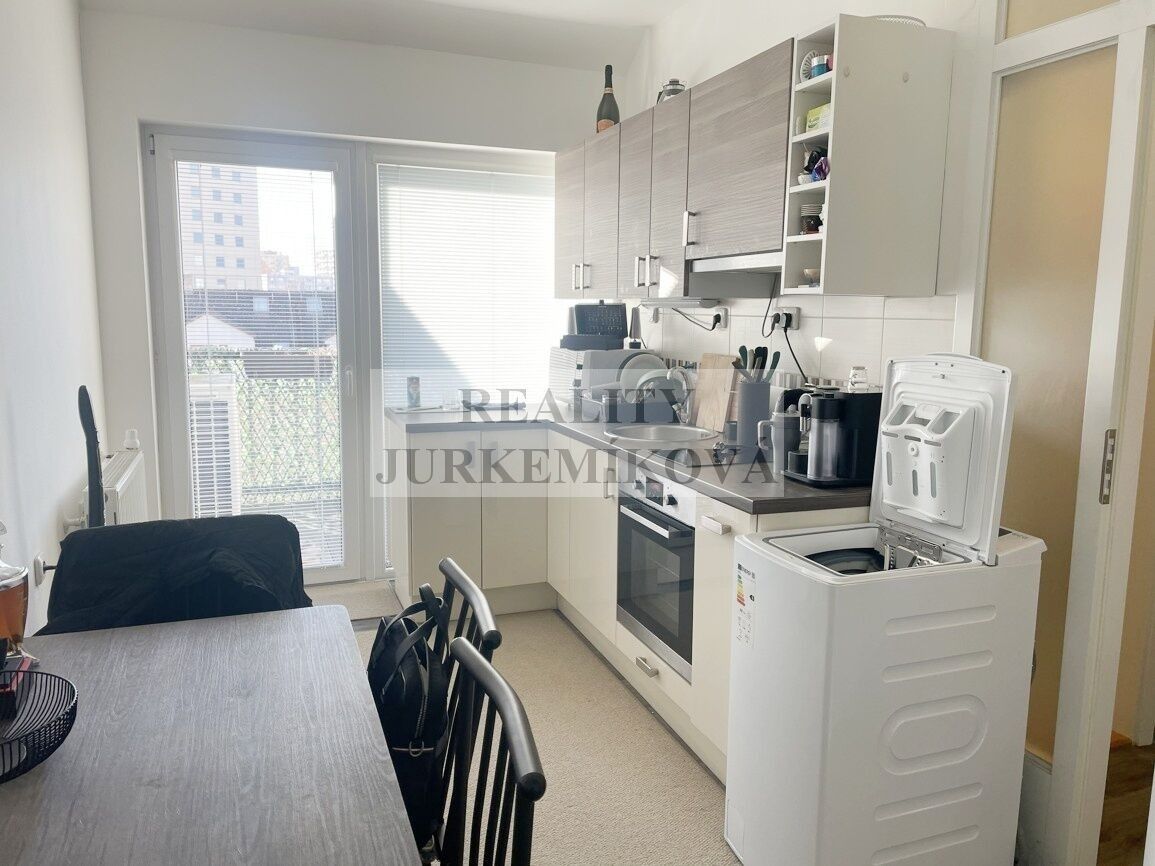 2+1, tř. 28. října, České Budějovice, 62 m²