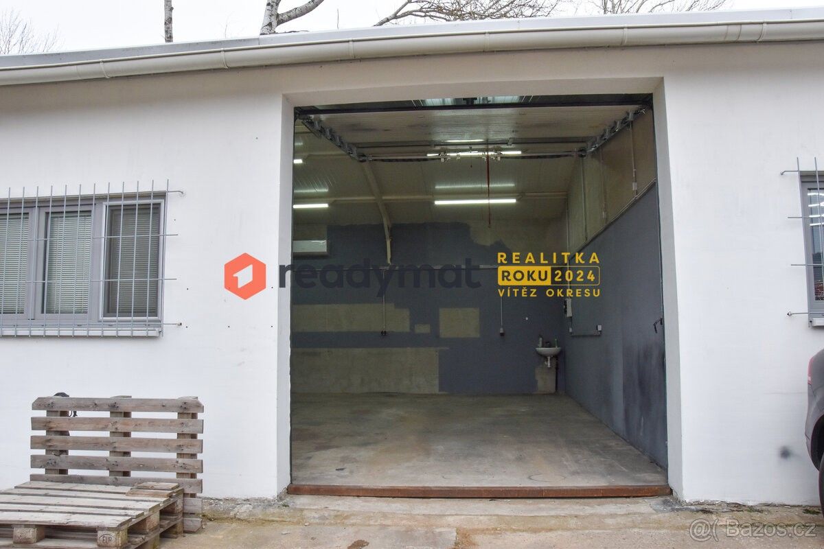 Sklady, Břeclav, 690 03