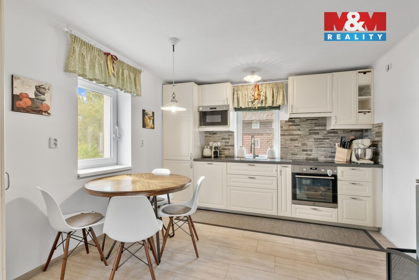 Prodej rodinný dům - Slunečná, 148 m²