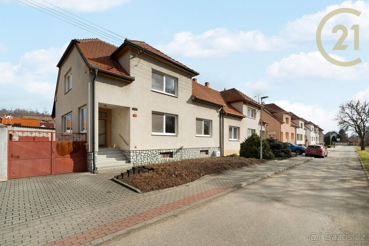 Prodej rodinný dům - Šardice, 696 13