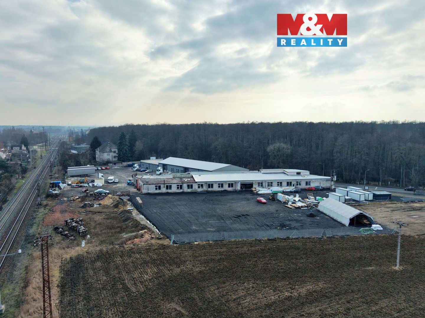 Obchodní prostory, Beskydy, 200 m²