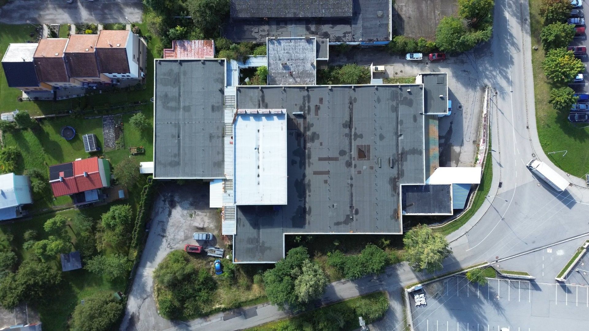 Pronájem sklad - Tovární, Český Krumlov, 500 m²