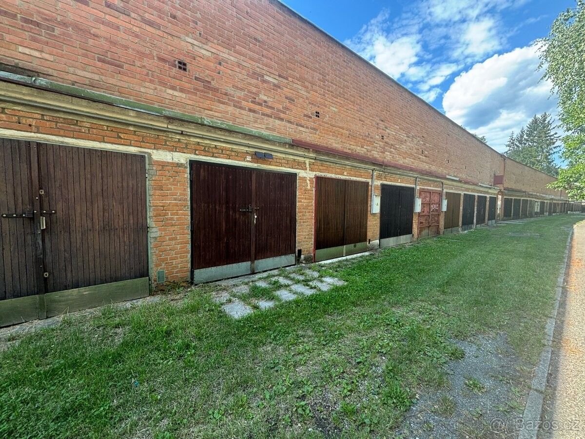 Garáže, Zlín, 760 01 - 1