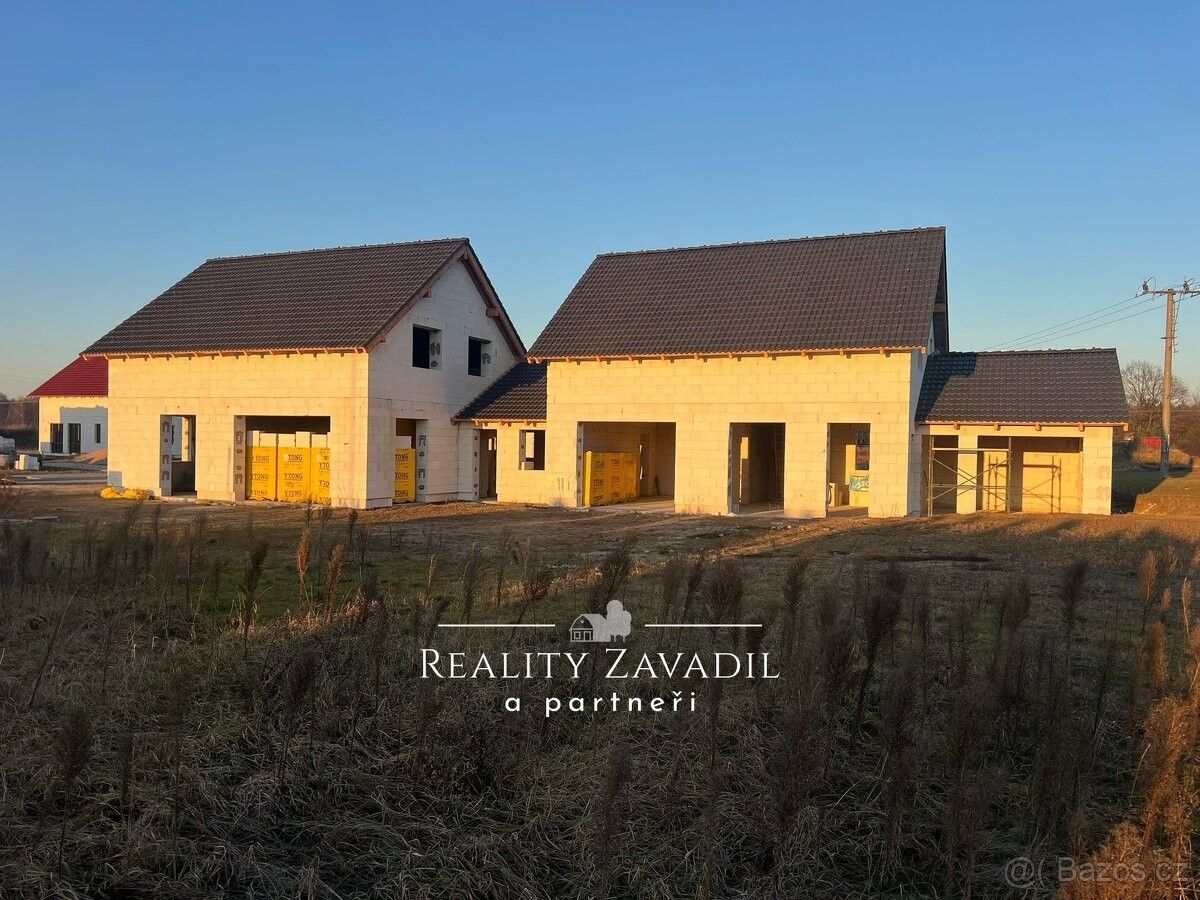 Rodinné domy, Lázně Bohdaneč, 533 41