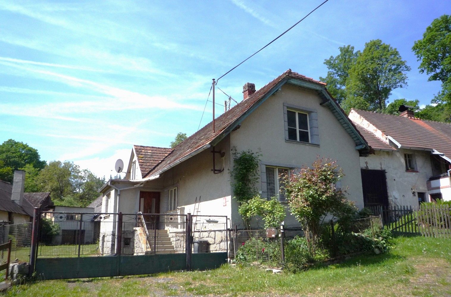 Rodinné domy, Kovčín, okres Klatovy, Plzeňský kraj, 90 m² - 1