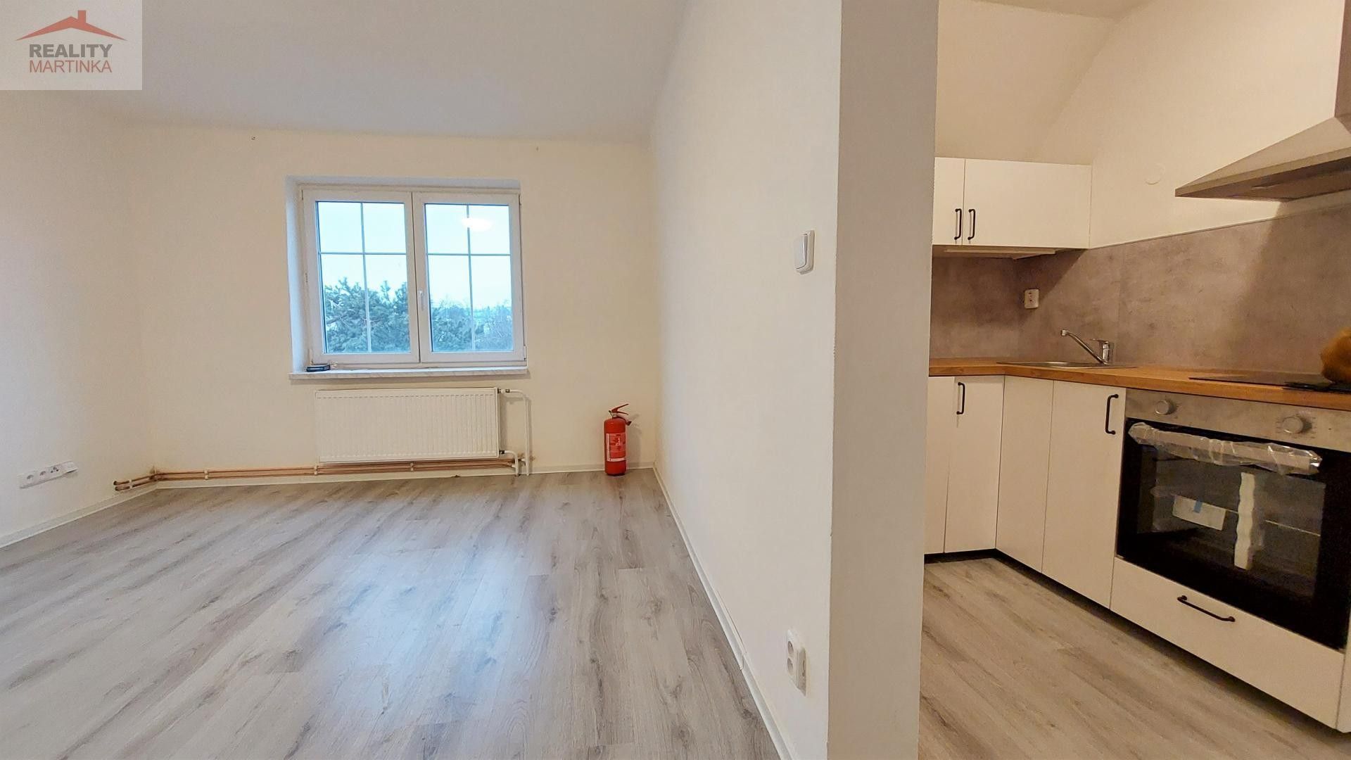 Pronájem byt 2+kk - Na Příkopě, Valašské Meziříčí, 39 m²