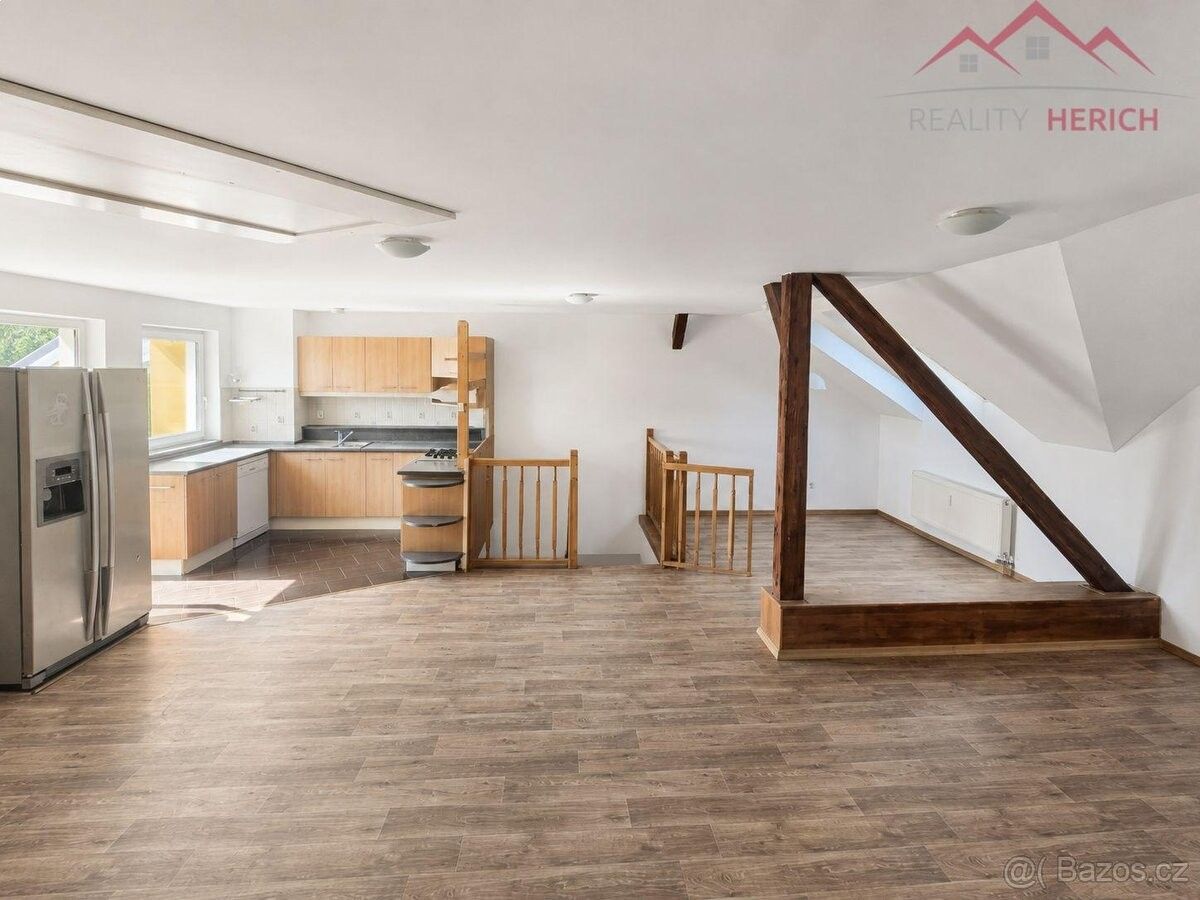 Byty, Chomutov, 430 01 - 2