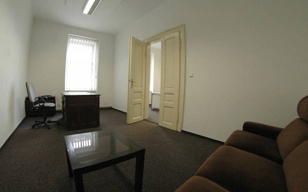 Pronájem kancelář - Plzeň - Jižní Předměstí, okres Plzeň-město, Plzeňský kraj, 42 m² - 2