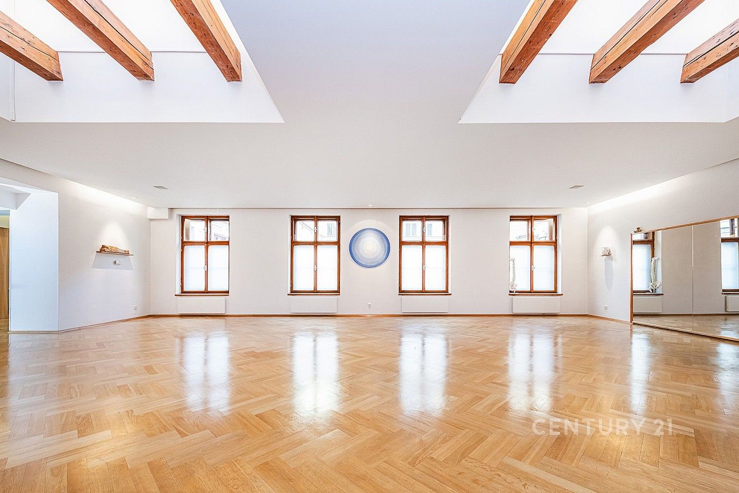 Komerční nemovitost · 200 m² · Praha - Nové Město, okres Praha 1, Hlavní město Praha - 3