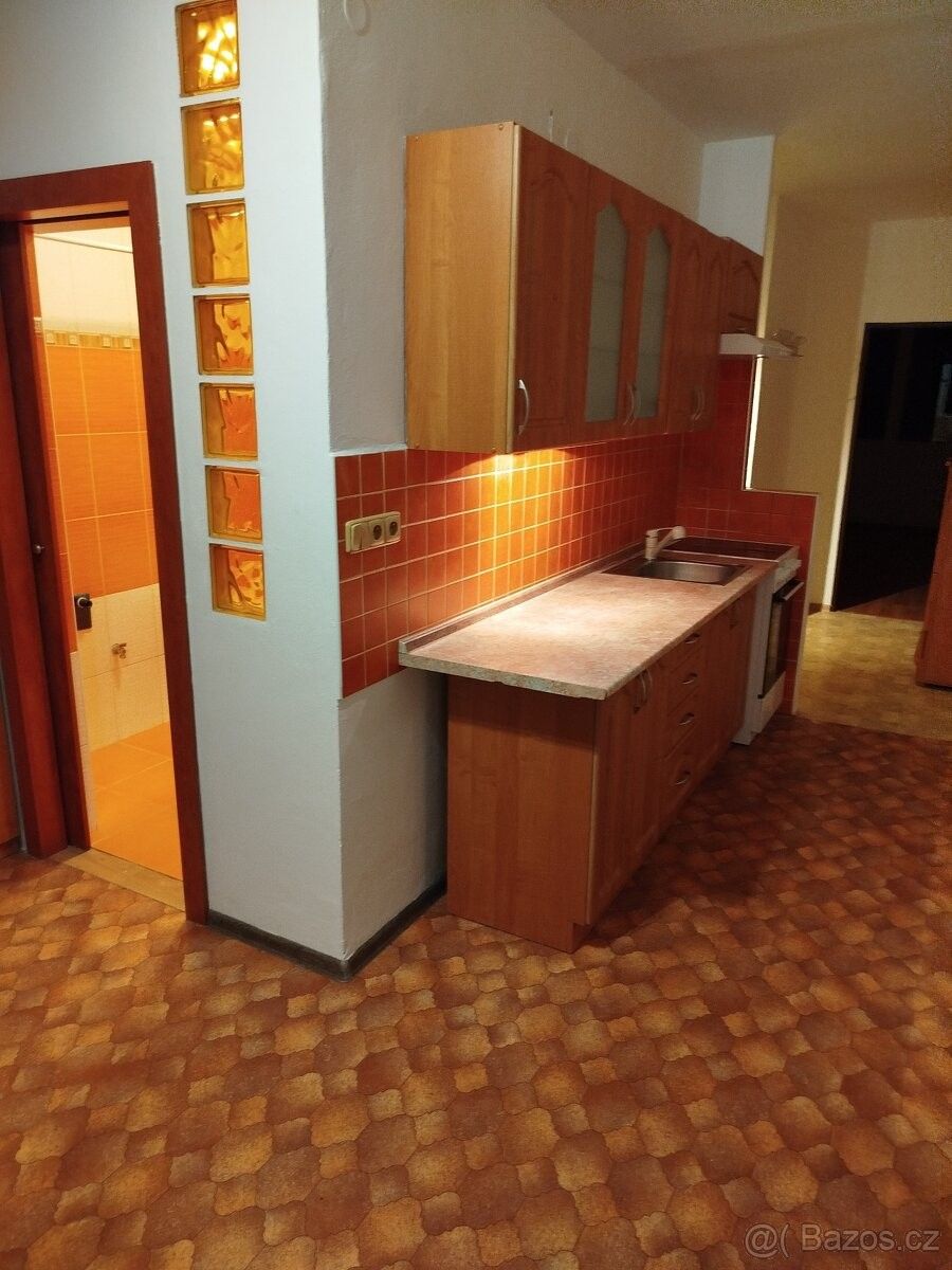 Pronájem byt - Jindřichův Hradec, 377 01