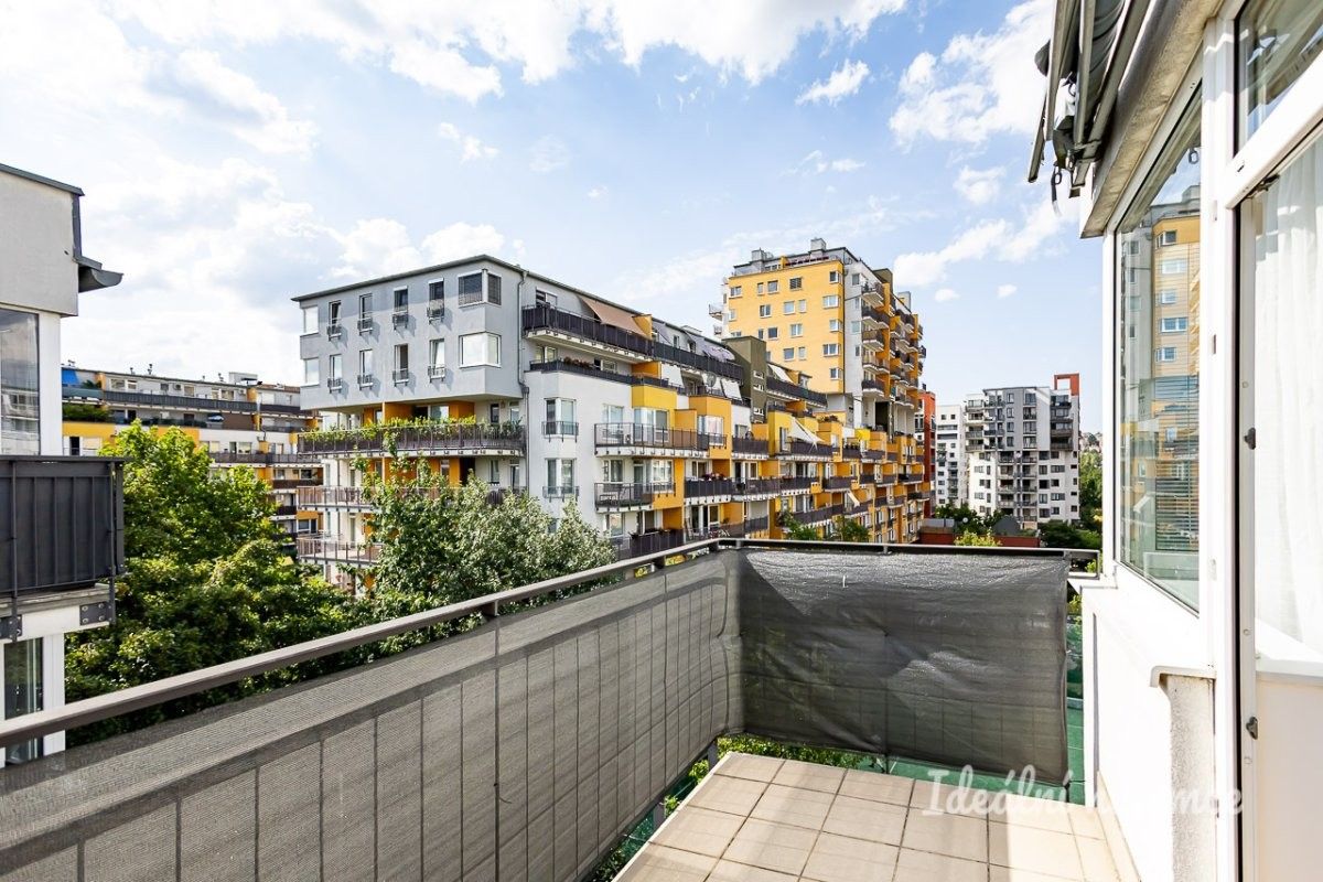 Byt 3+kk · 64 m² · Poděbradská, Praha - 4