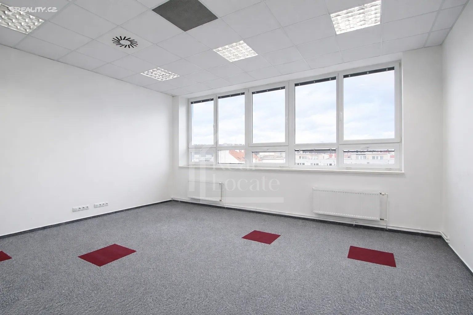 Pronájem kancelář - Lihovarská, Praha, 368 m²