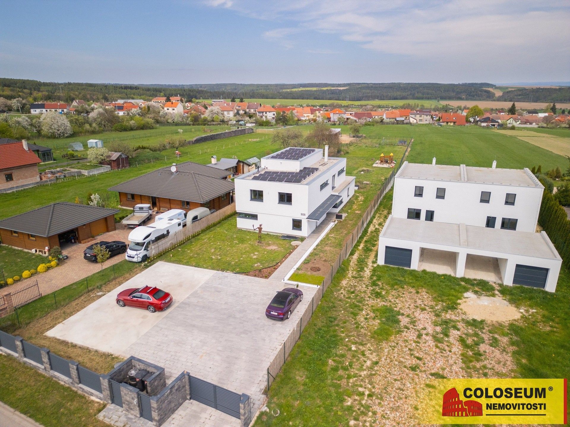 Prodej dům - Zbraslav, 460 m²